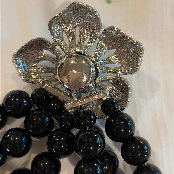 Jewelry - Picture 6 of 8